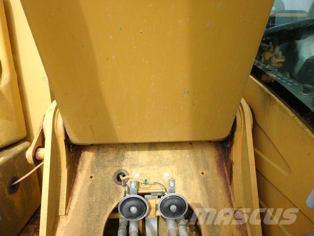 CAT CAT312D Excavator Kāpurķēžu ekskavatori