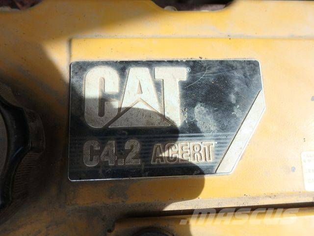 CAT CAT312D Excavator Kāpurķēžu ekskavatori