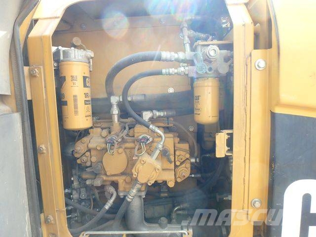 CAT CAT312D Excavator Kāpurķēžu ekskavatori