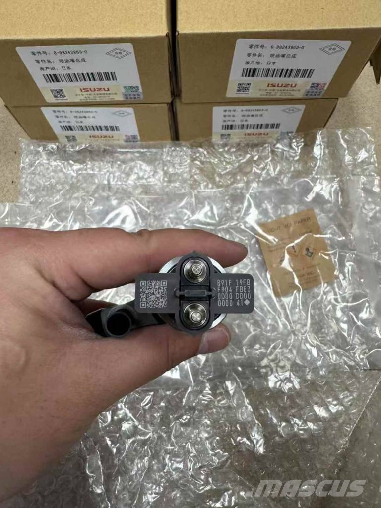 Isuzu 6HK1 Fuel Injector 引擎/發動機