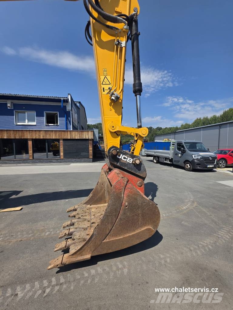 JCB 220 XL 4F Rupsgraafmachines