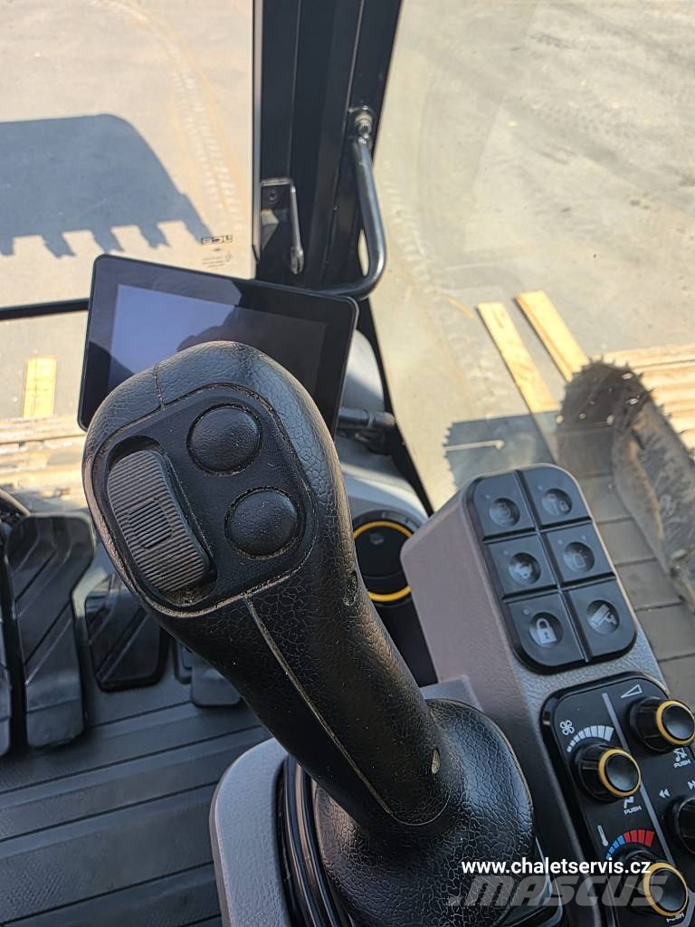 JCB 220 XL 4F Rupsgraafmachines
