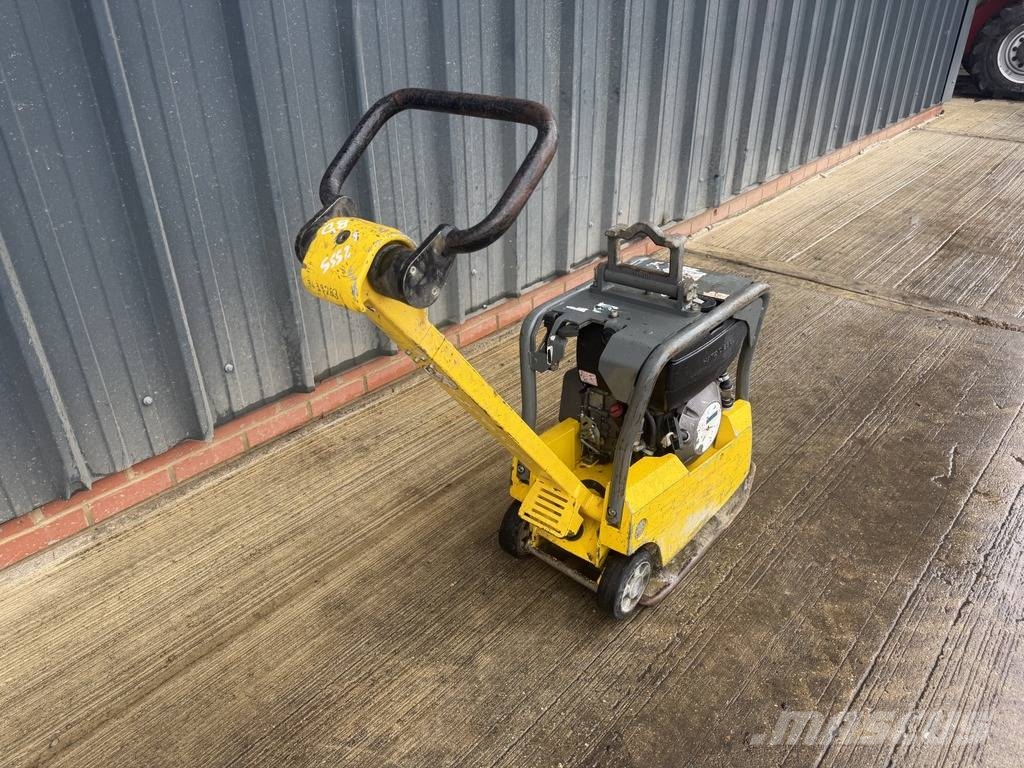 Wacker Neuson DPU 2540H 160 kg Plate Compactor Vibrátorok