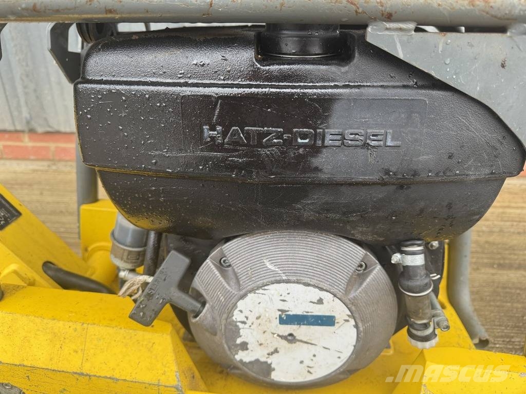 Wacker Neuson DPU 2540H 160 kg Plate Compactor Vibrátorok