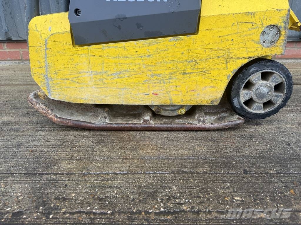 Wacker Neuson DPU 2540H 160 kg Plate Compactor Vibrátorok