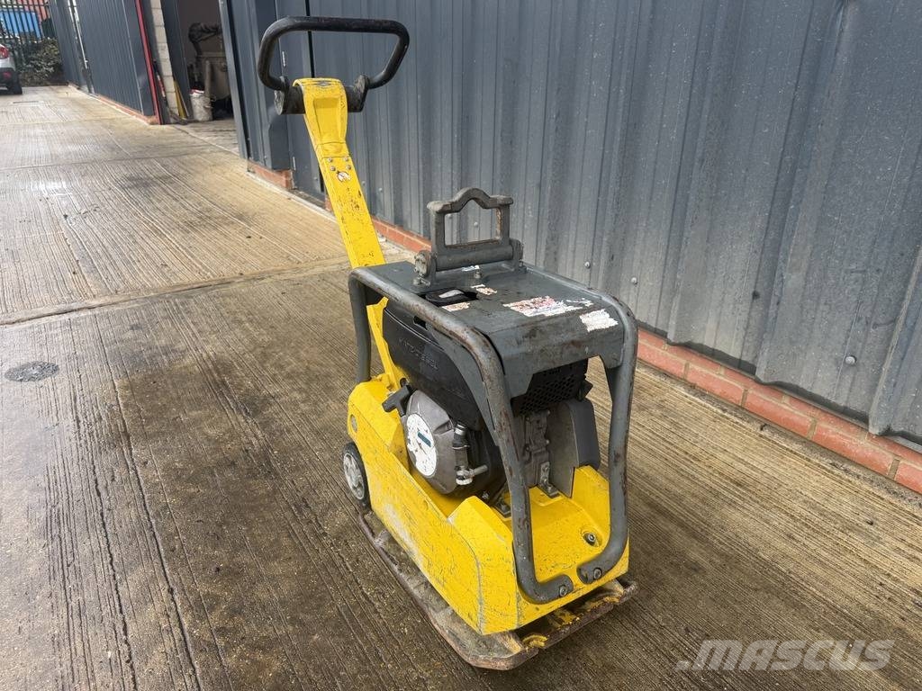Wacker Neuson DPU 2540H 160 kg Plate Compactor Vibrátorok