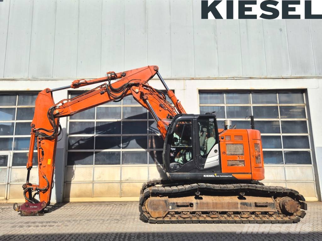 Hitachi ZX 225 US LC-6 Pelle sur chenilles