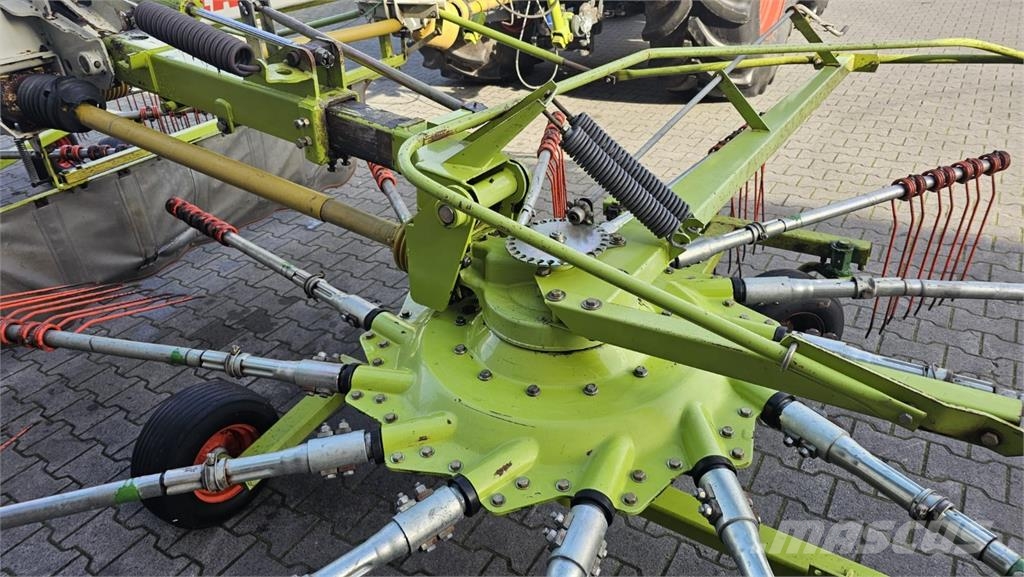 CLAAS Liner 880 Hileradoras