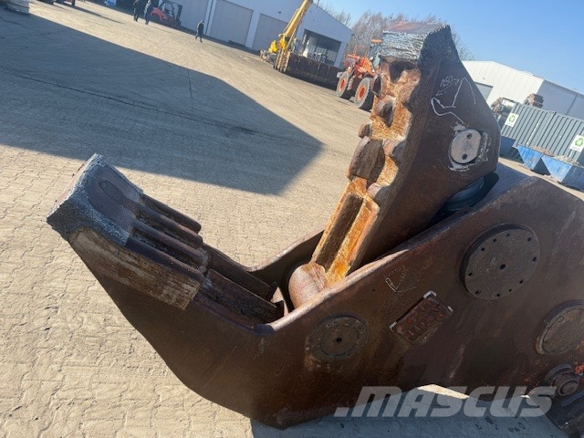 Rammer RB 42 Pulveriser (Demolition Crusher ) 4000 kg Trituradoras