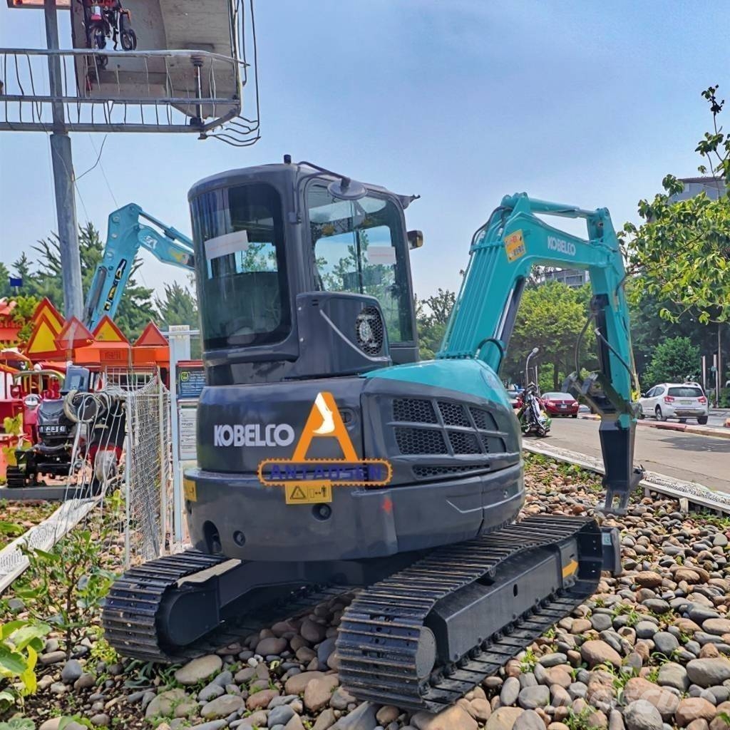 Kobelco SK 55 Εκσκαφάκι (διαβολάκι) < 7t