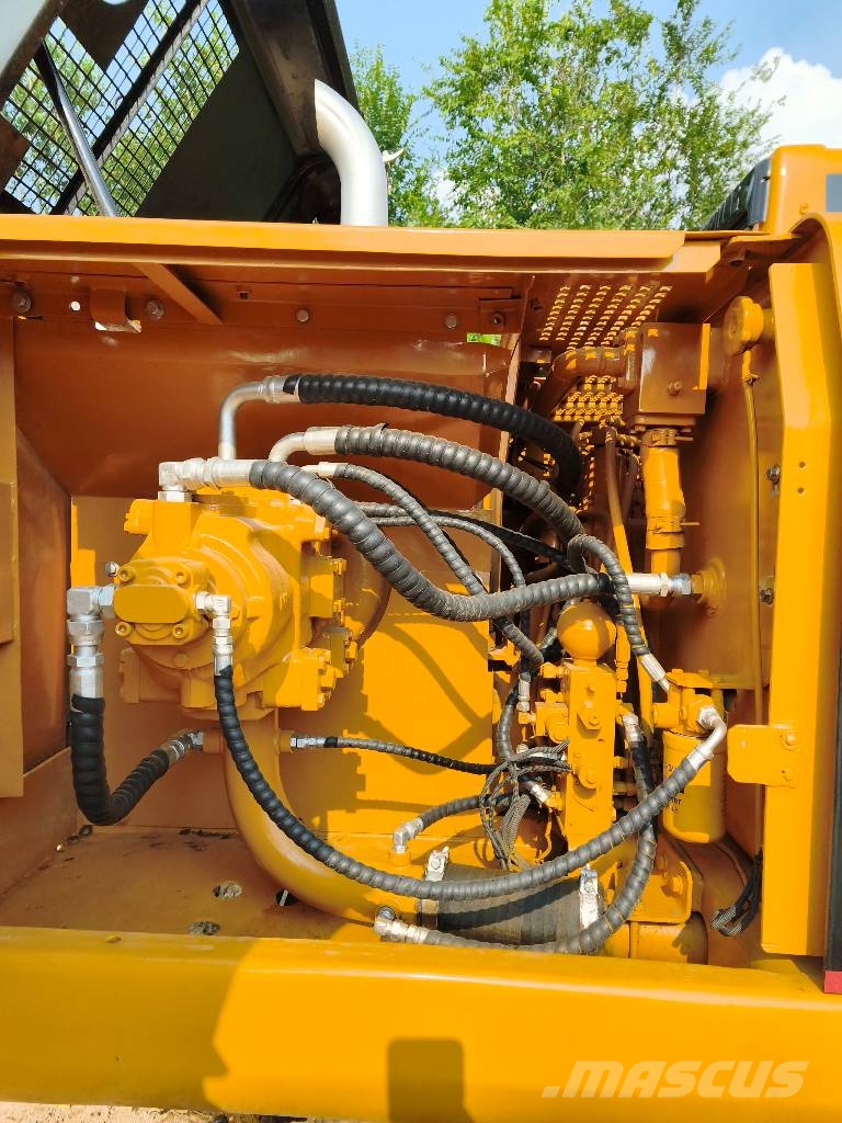 CAT 320 B L 대형 굴삭기 29톤 이상