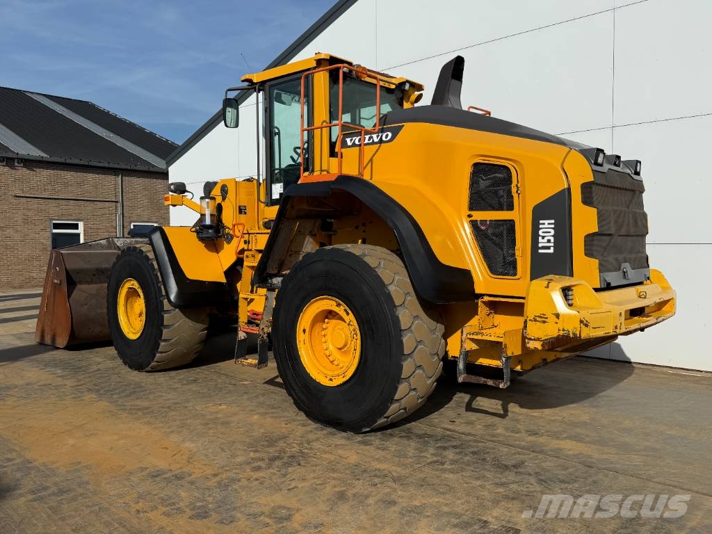 Volvo L150H - CDC Steering / Automatic Greasing Kolesni nakladalci