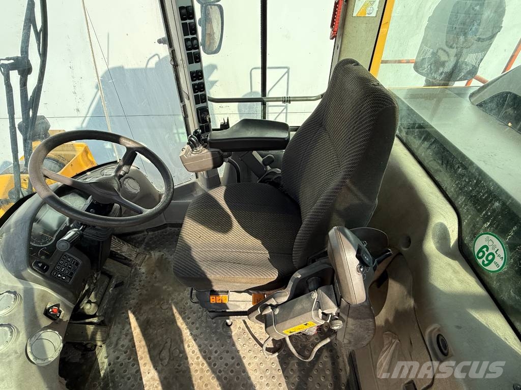 Volvo L150H - CDC Steering / Automatic Greasing Kolesni nakladalci