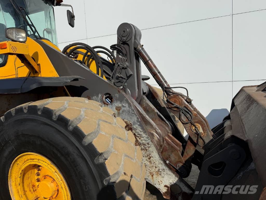 Volvo L150H - CDC Steering / Automatic Greasing Kolesni nakladalci