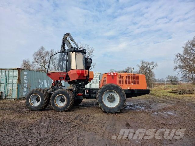 Valmet 911.3 حصادات