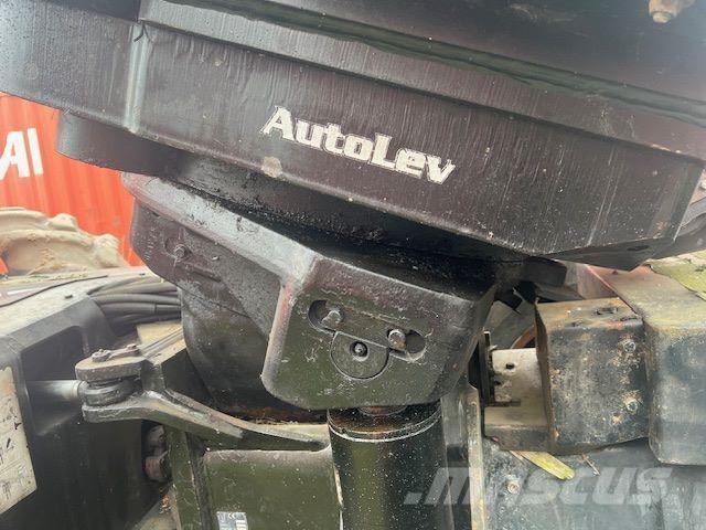Valmet 911.3 حصادات