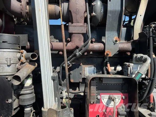 Valmet 911.3 حصادات