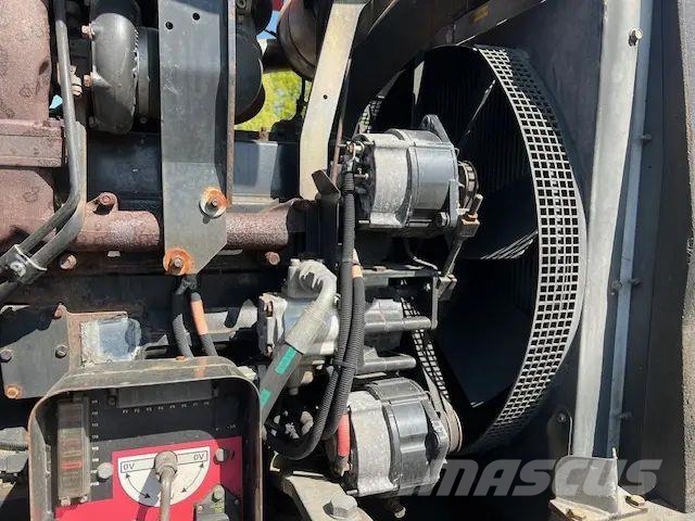 Valmet 911.3 حصادات