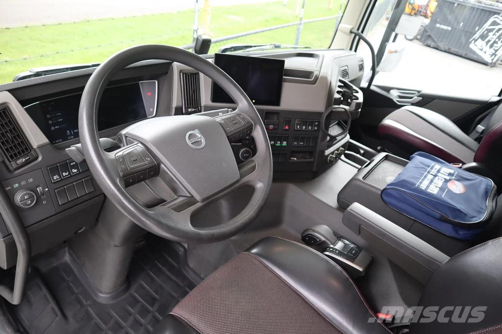 Volvo FM 380 6X2 | INSULATED + HEATING | 9.80 M BOX | EU Sanduk kamioni