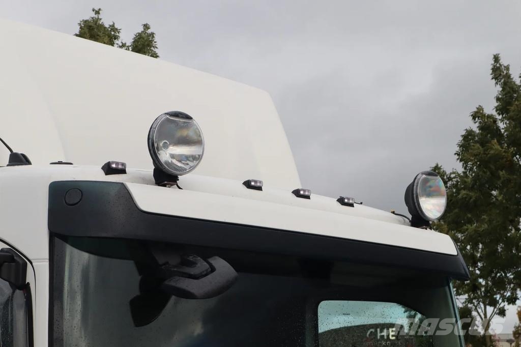Volvo FM 380 6X2 | INSULATED + HEATING | 9.80 M BOX | EU Sanduk kamioni