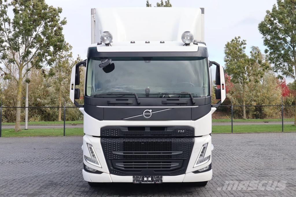 Volvo FM 380 6X2 | INSULATED + HEATING | 9.80 M BOX | EU Sanduk kamioni
