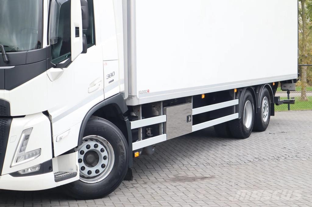 Volvo FM 380 6X2 | INSULATED + HEATING | 9.80 M BOX | EU Sanduk kamioni