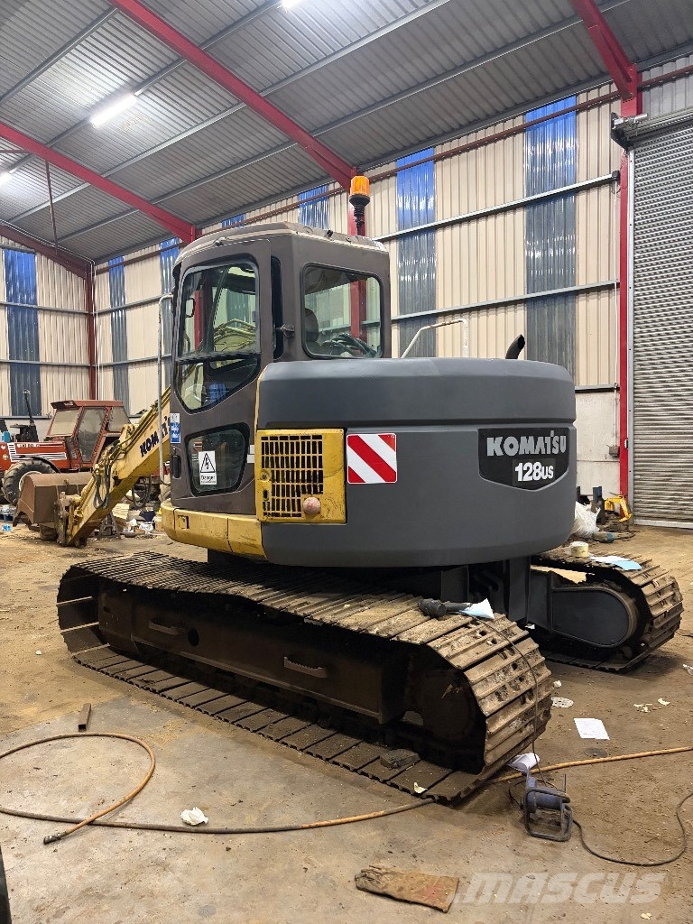 Komatsu PC 128 US Bageri guseničari