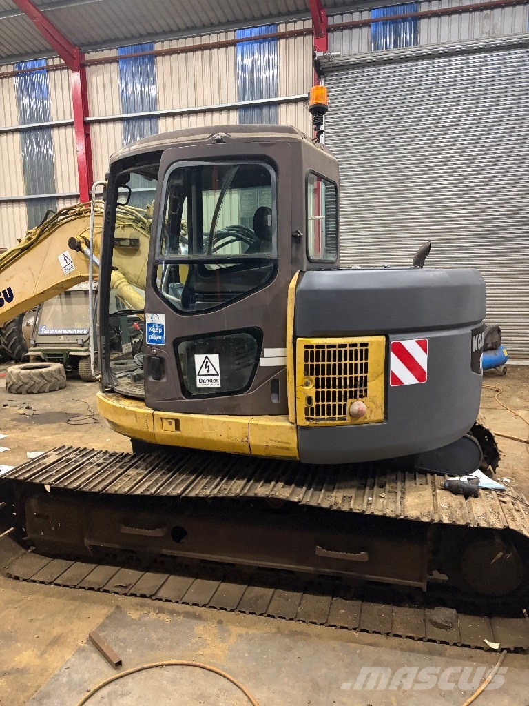Komatsu PC 128 US Bageri guseničari