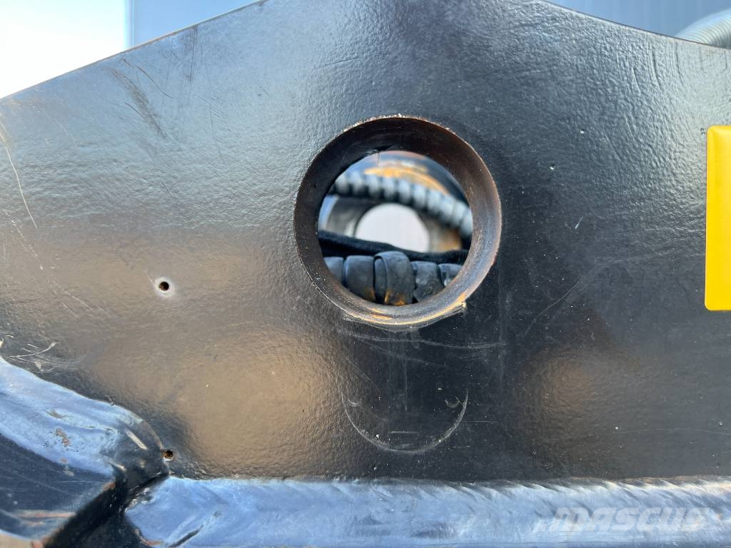 OilQuick OQ65 - 311F / 313F / 315F Quick connectors