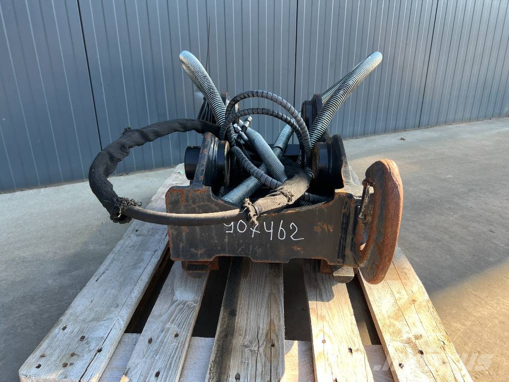 OilQuick OQ65 - 311F / 313F / 315F Quick connectors