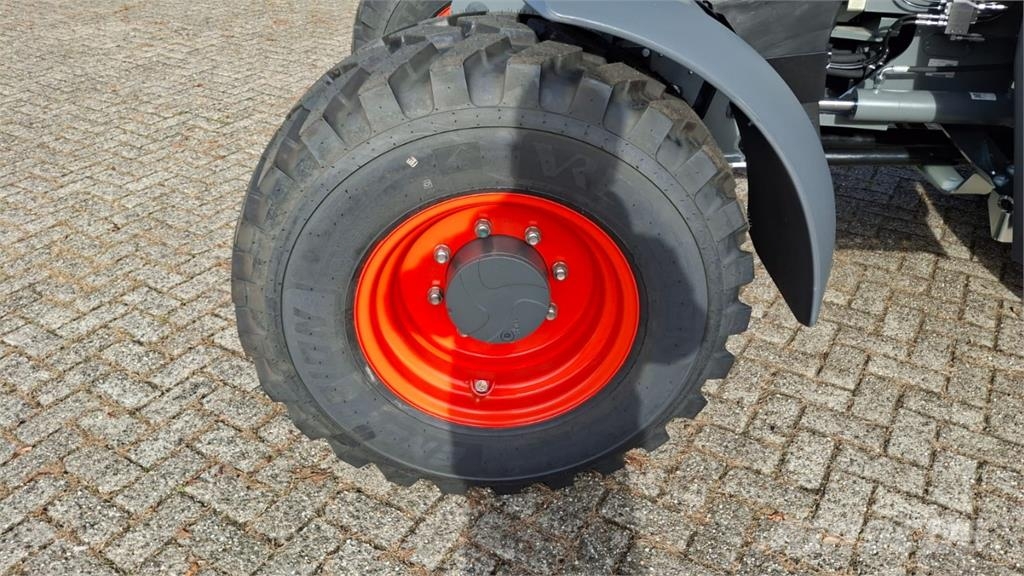 CLAAS Torion 738 T Kolesni nakladalci