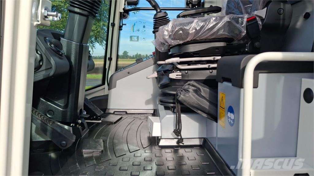 CLAAS Torion 738 T Kolesni nakladalci