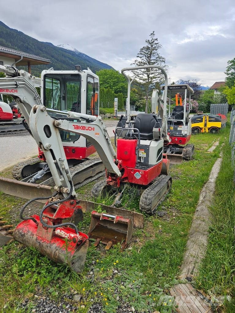 Takeuchi TB 210 小型挖土機/掘鑿機<7t(小型挖掘機)
