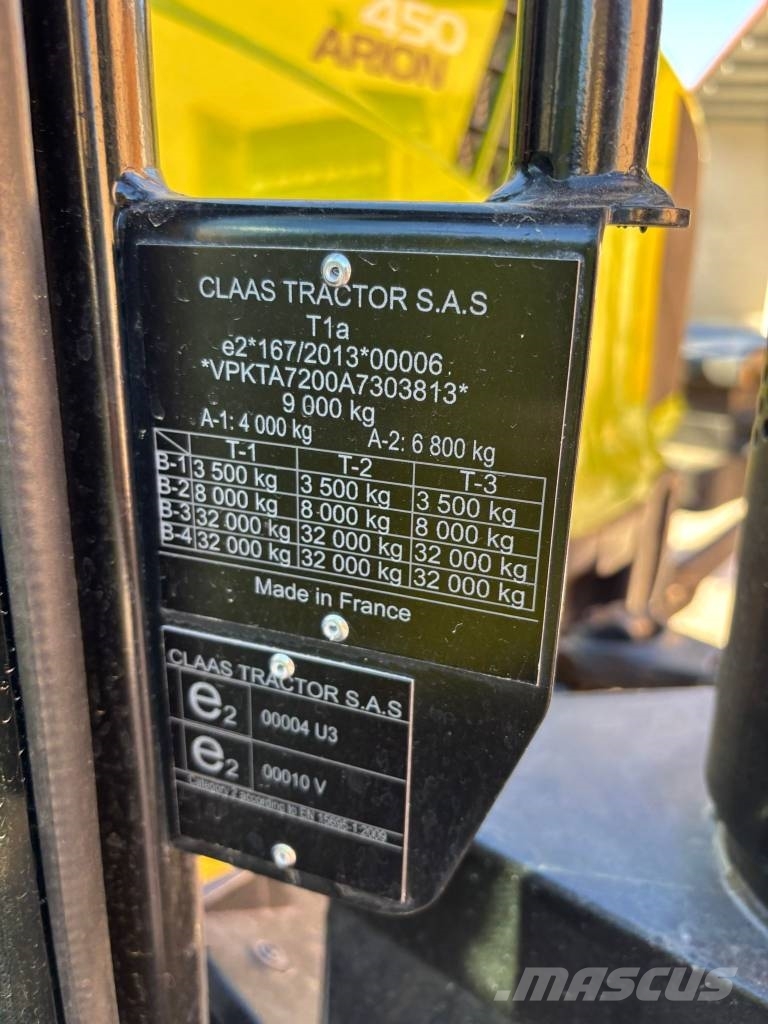 CLAAS Arion 450 Traktory