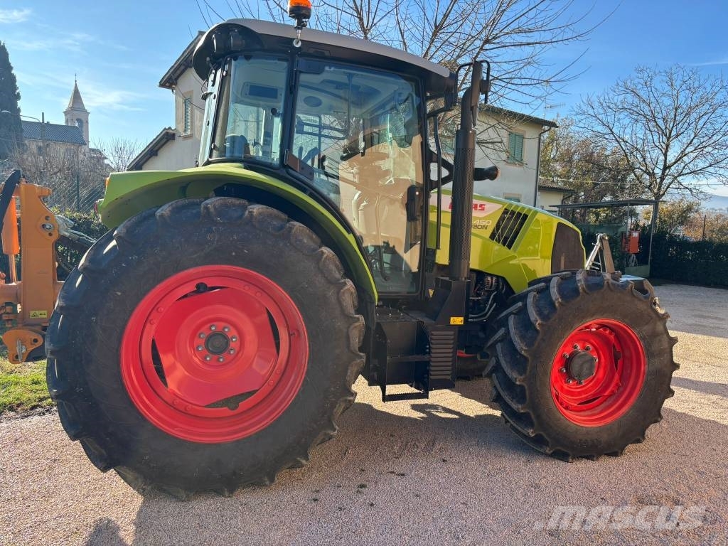 CLAAS Arion 450 Traktory