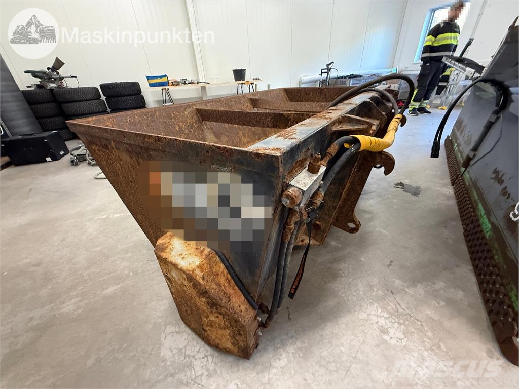 XYZ Okänt Sand- und Salzstreuer