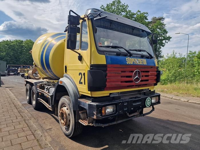 Mercedes-Benz 2527 B 6X4 Camiones de concreto
