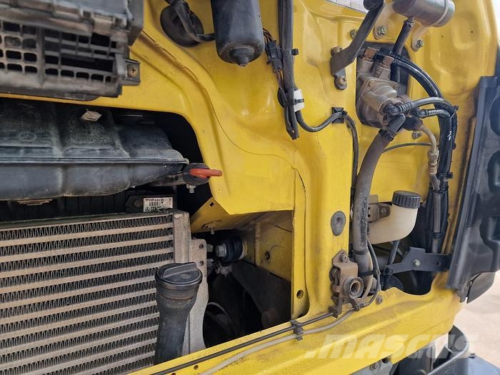 Mercedes-Benz 2527 B 6X4 Camiones de concreto