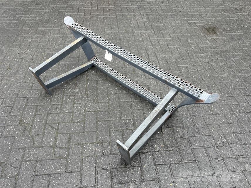 Terex TW150-6047945-Stair panel/Trittstufen/Traptreden Chassis og suspension