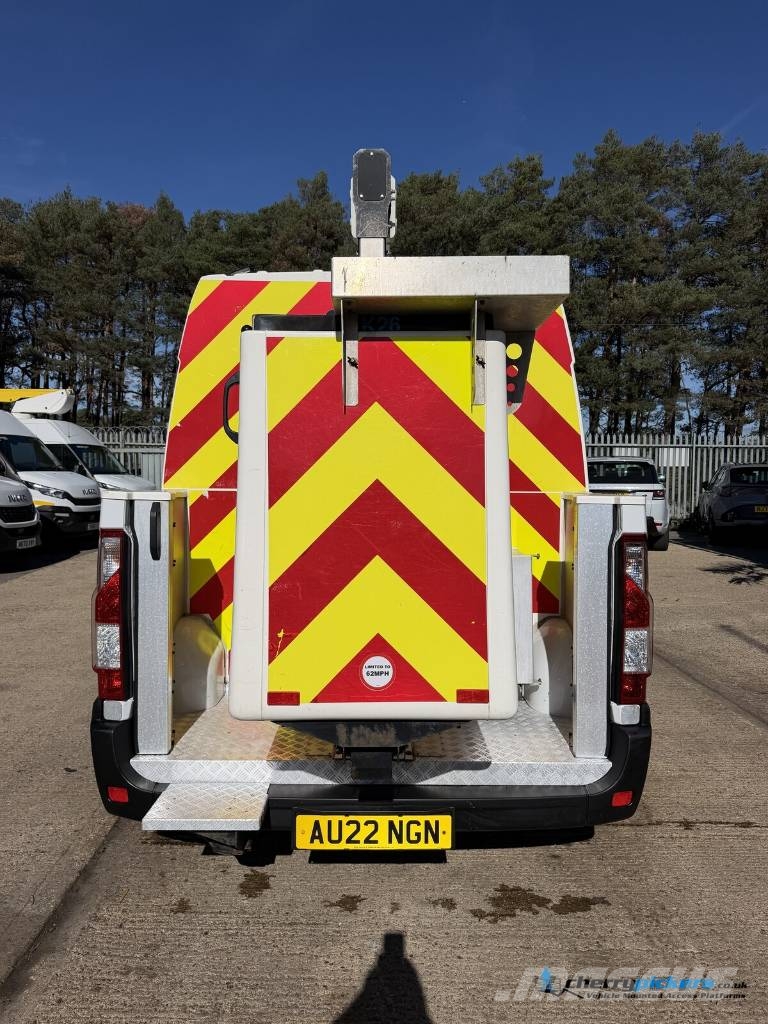 Renault Master Klubb K26 Cherry Picker Bilmontert lift