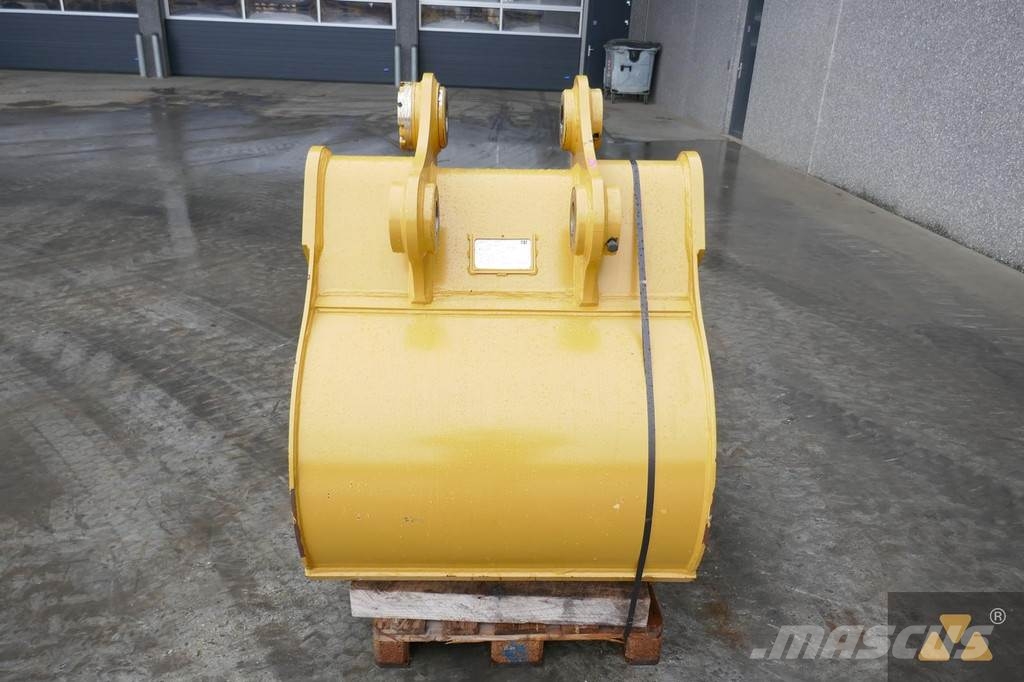 CAT 320 Bucket Buckets