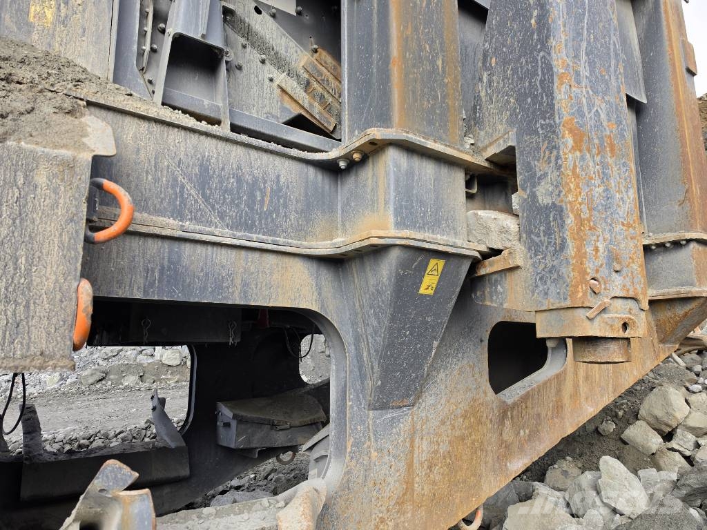 Metso LT 130 E Mobilni drobilniki