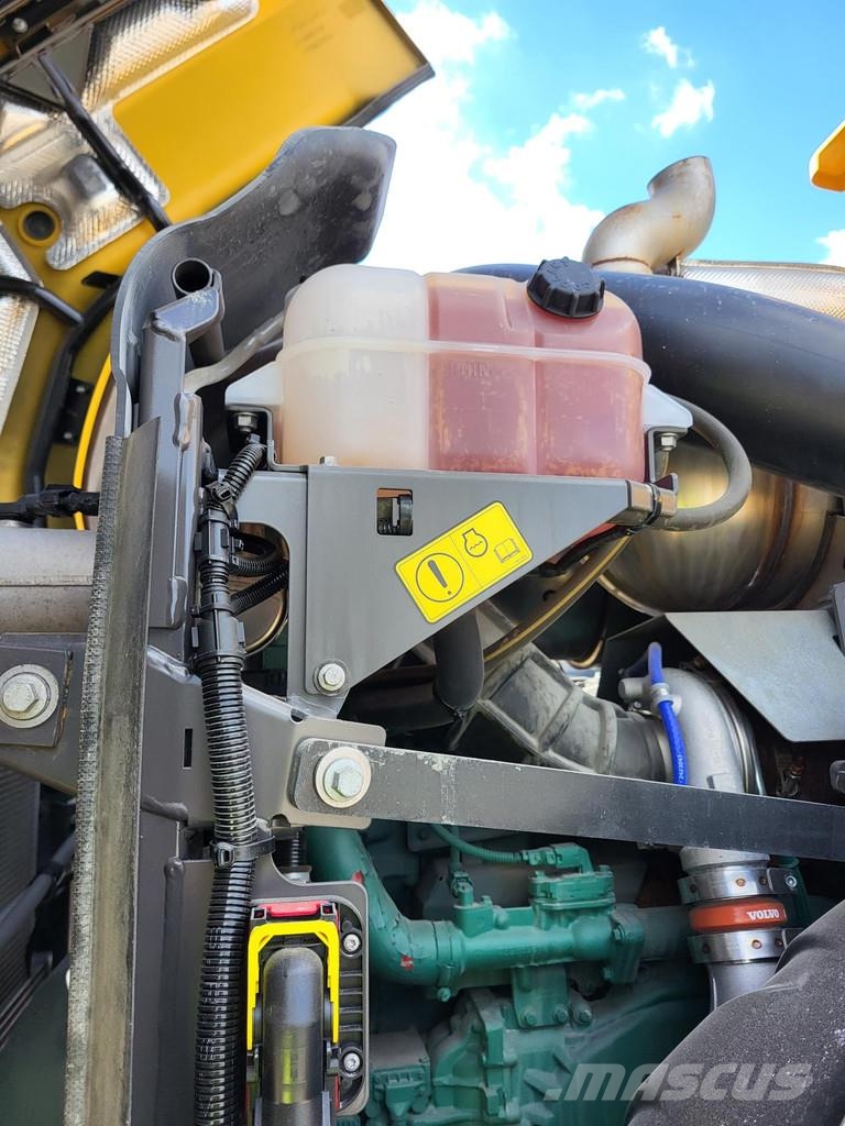 Volvo L110H2 لوادر بعجل