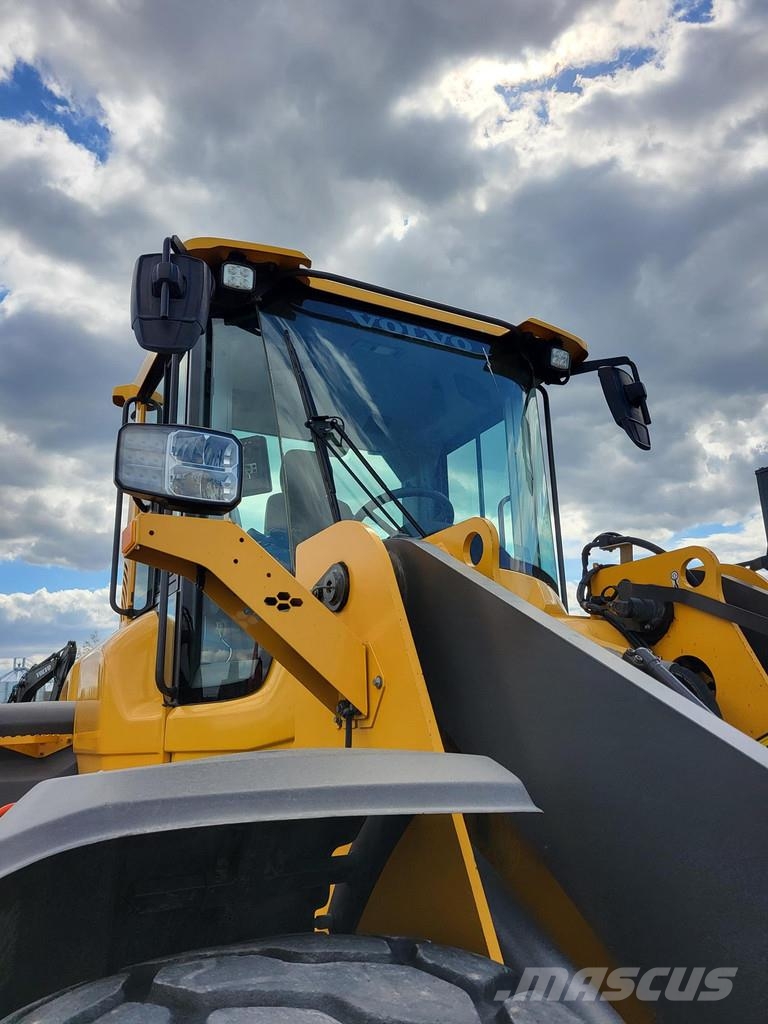 Volvo L110H2 لوادر بعجل
