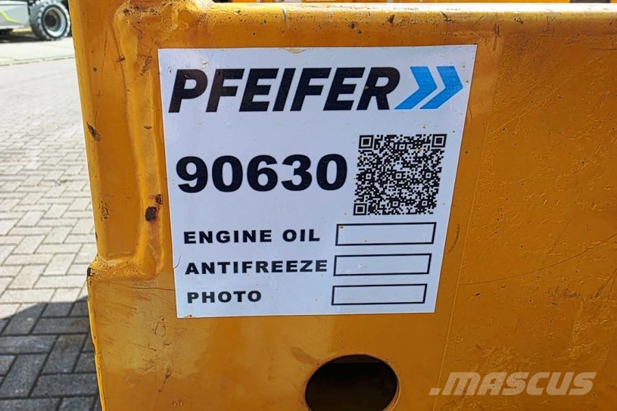 Haulotte Compact 10N Electric, 10m Working Height, 230kg Ca Mini Pale Gommate