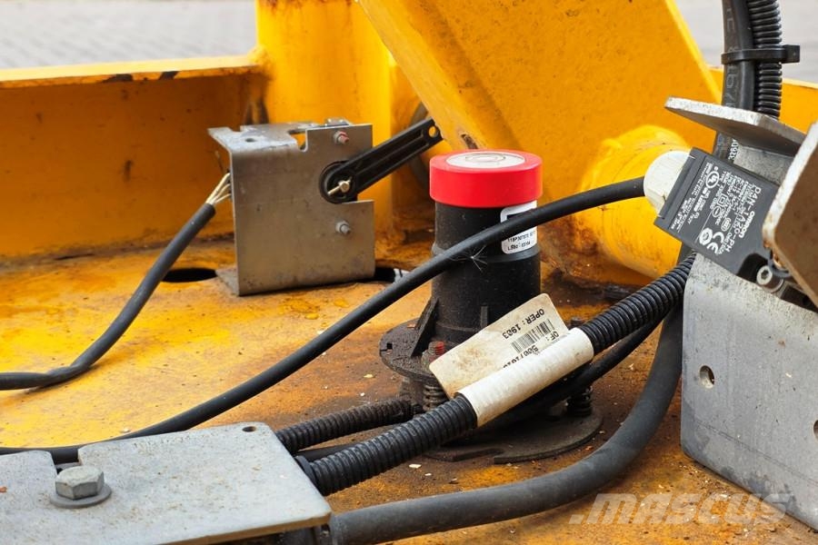 Haulotte Compact 10N Electric, 10m Working Height, 230kg Ca Mini Pale Gommate