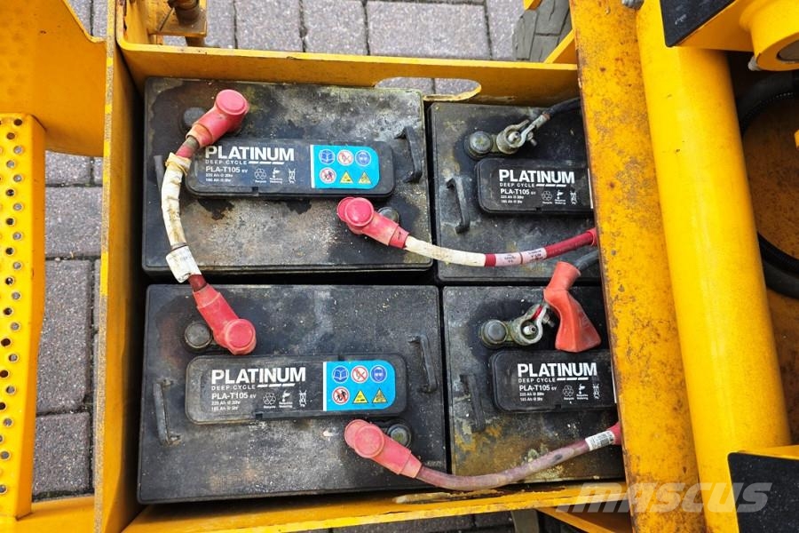 Haulotte Compact 10N Electric, 10m Working Height, 230kg Ca Mini Pale Gommate