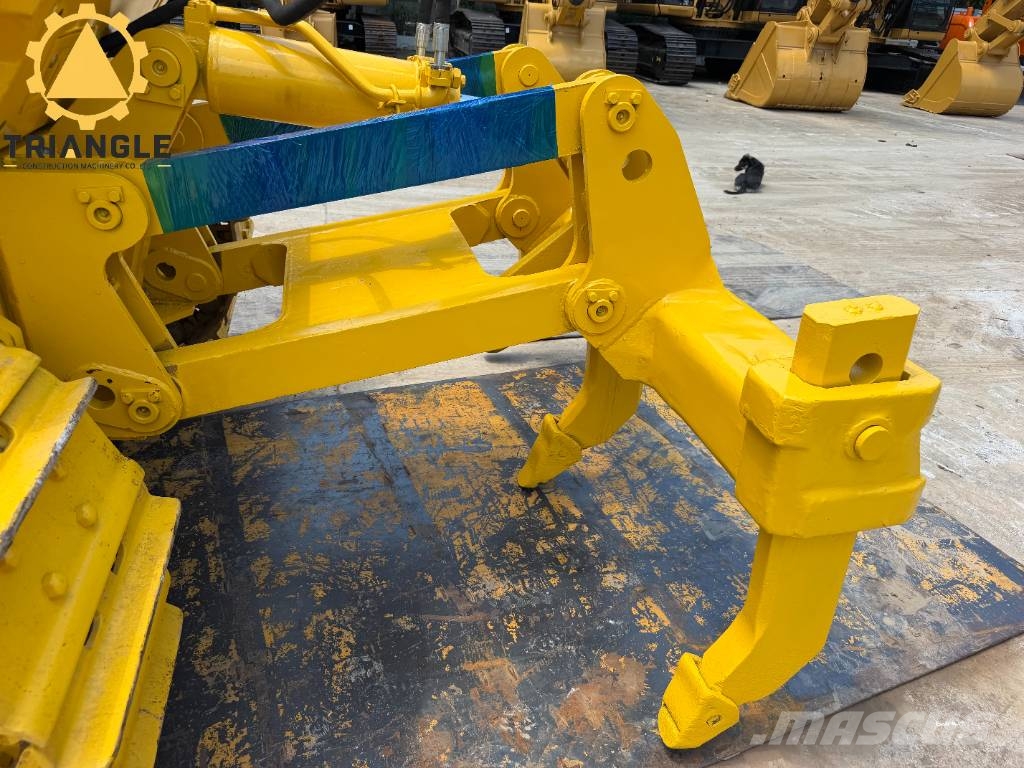 Komatsu D 65 PX Buldožerji goseničarji