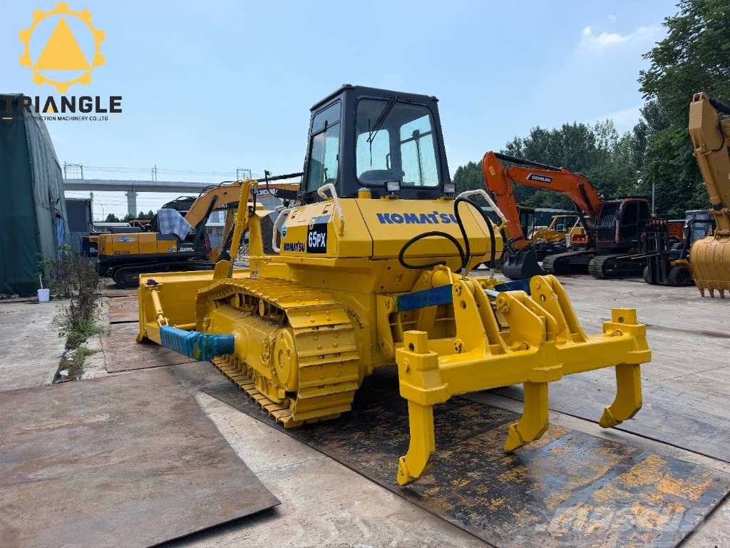 Komatsu D 65 PX Buldožerji goseničarji