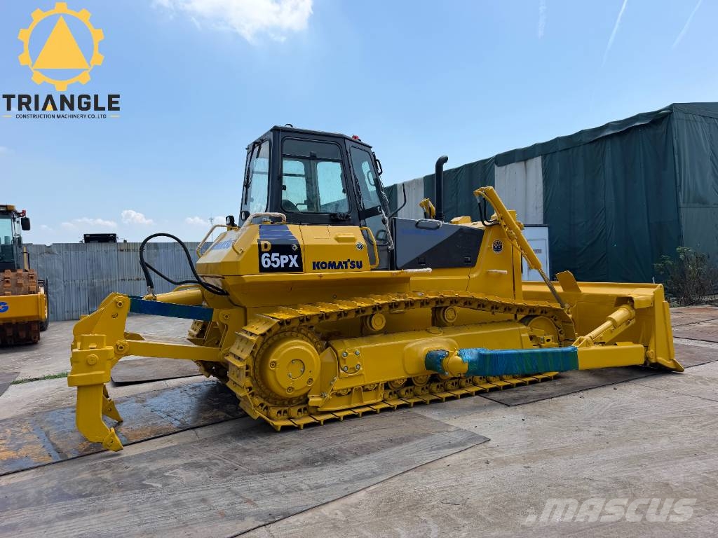 Komatsu D 65 PX Buldožerji goseničarji